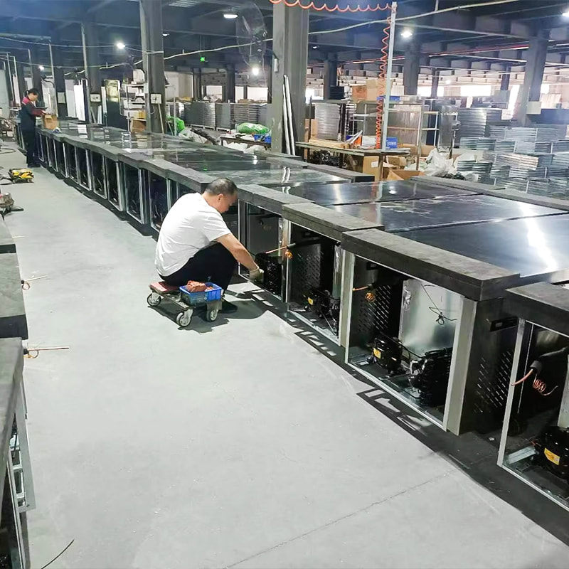 ফ্ল্যাট কুলিং 1.8 মি এয়ার-কুলড কিচেন ক্যাবিনেট ফ্ল্যাট কুলিং 1.8 মি এয়ার-কুলড কিচেন ক্যাবিনেট